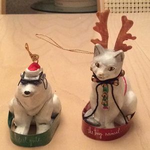 B1G1 FREE Set of (2) Natural Wonders ornaments.